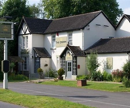 The Crown At Broad Hinton酒店 外观 照片