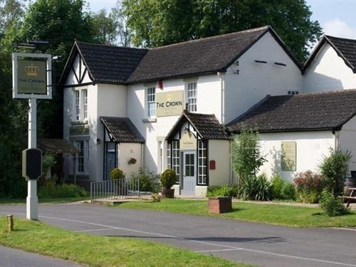 The Crown At Broad Hinton酒店 外观 照片